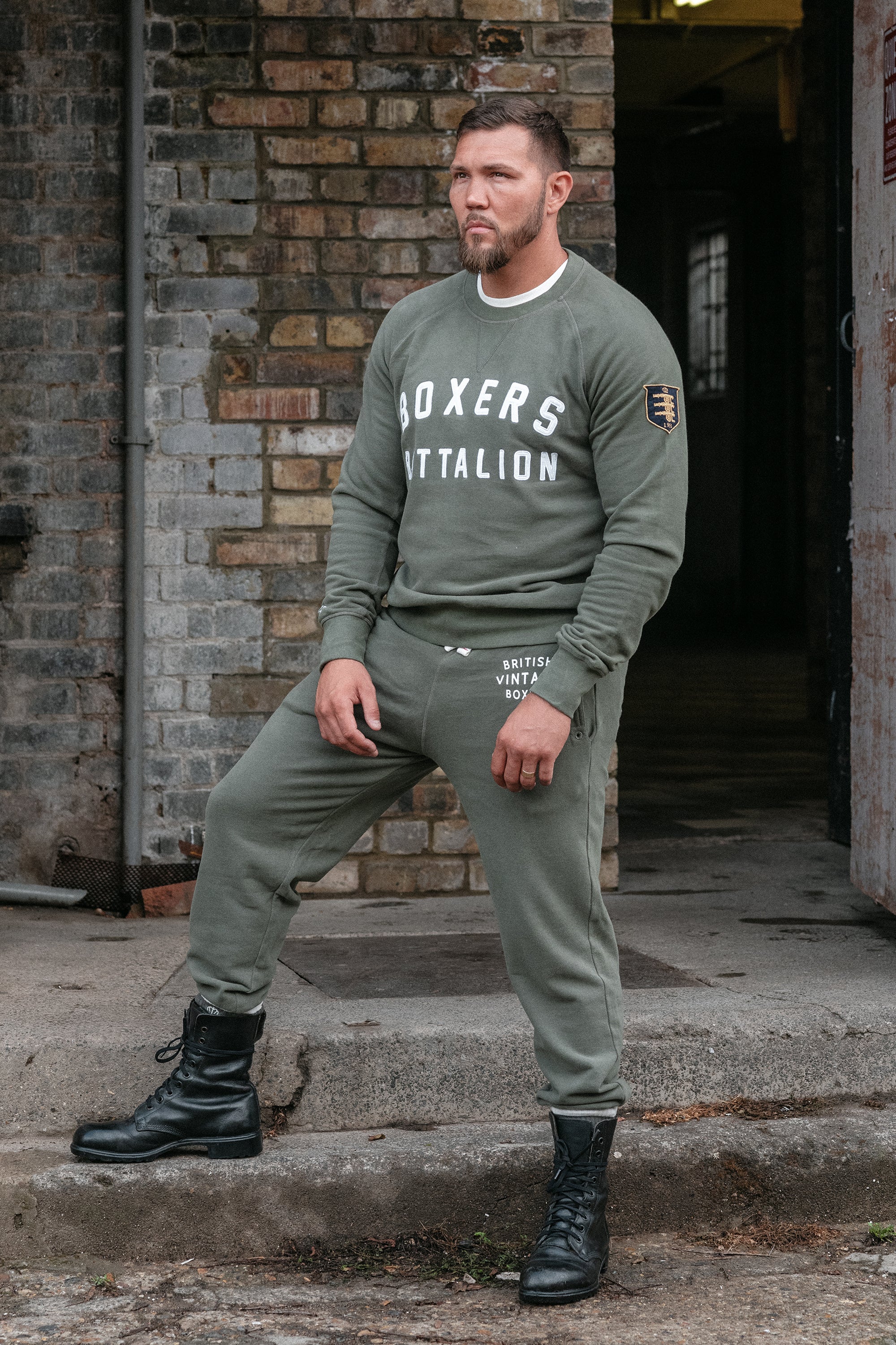BOXERS BATTALION APPLIQUÉ TRACKSUIT - KHAKI