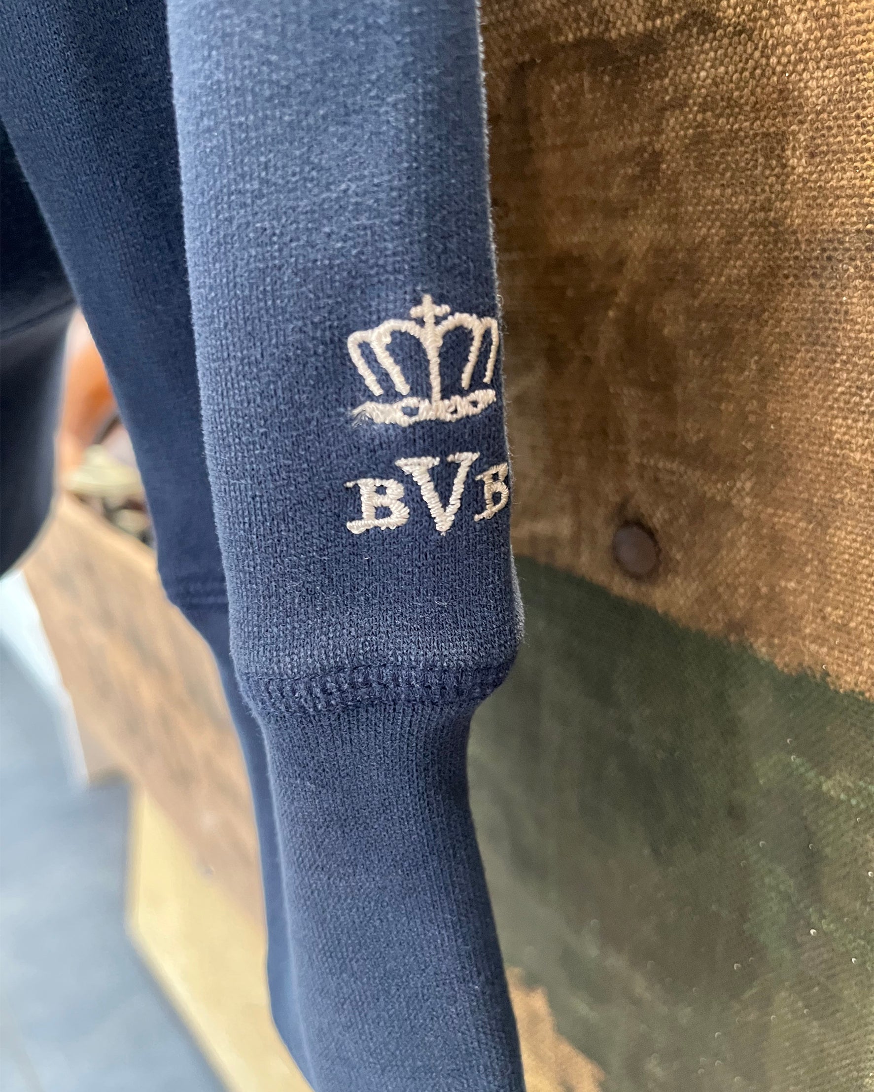 BVB 1963 CREWNECK SWEATSHIRT - SMALL/MEDIUM
