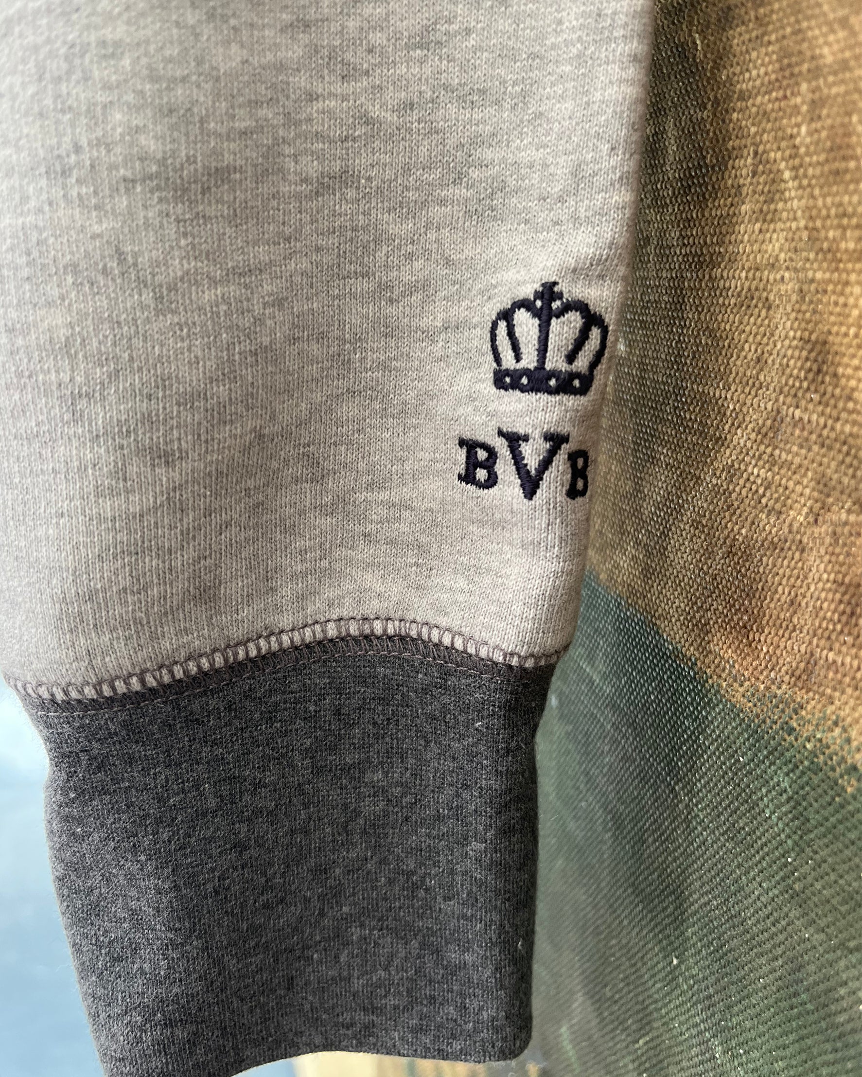 BVB 1963 CREWNECK SWEATSHIRT - SMALL/MEDIUM