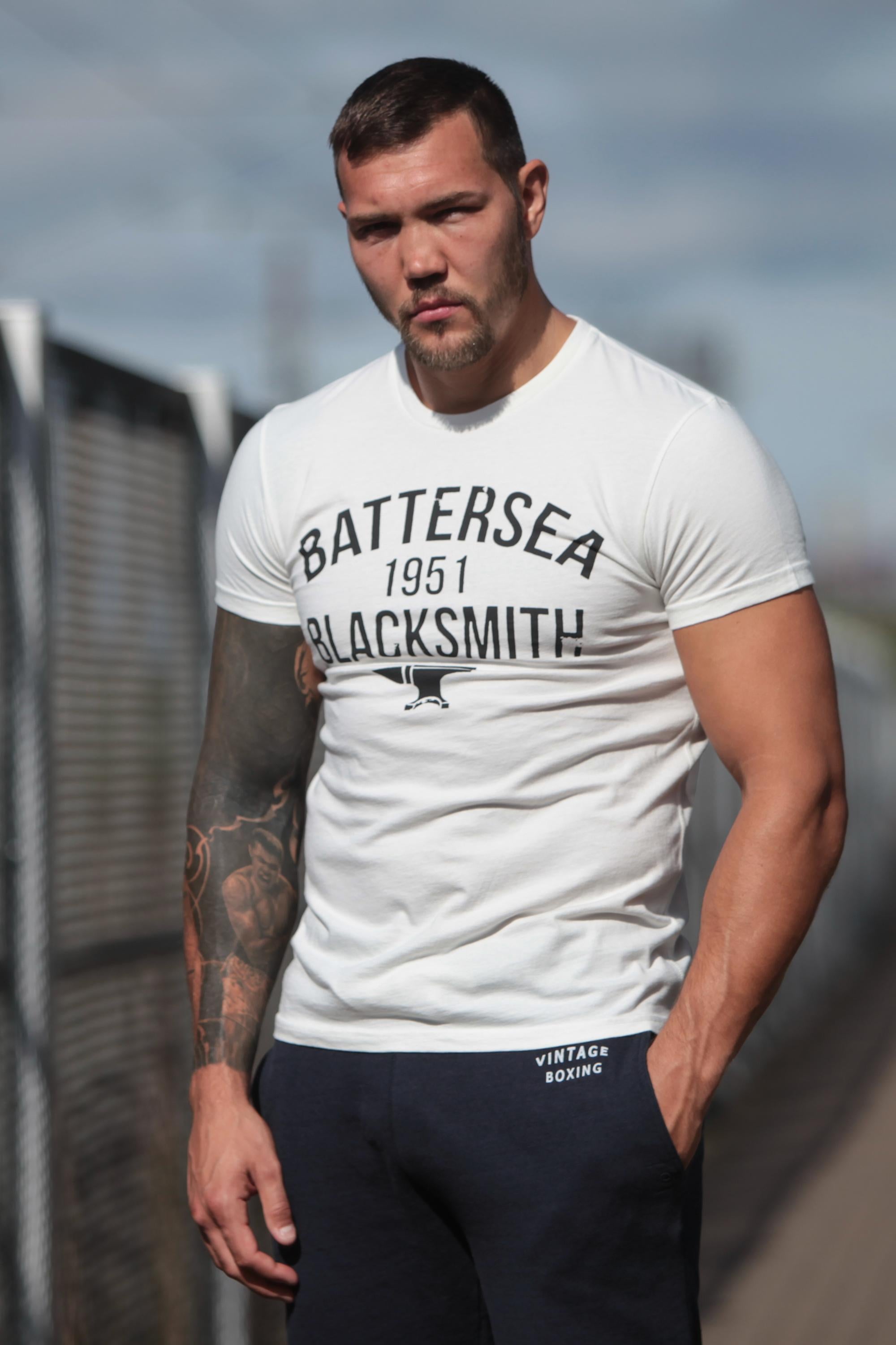 BROUGHTON BATTERSEA BLACKSMITH 1951 T-SHIRT - VINTAGE WHITE